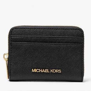 Michael Kors Jet Set Travel Medium Saffiano Leather Wallet